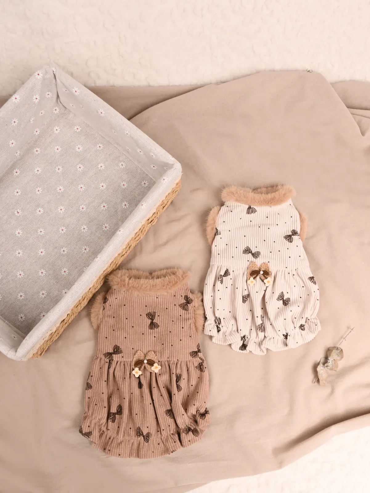 Ditsy Floral Bow Pet Apparel · 24341017 product view 3