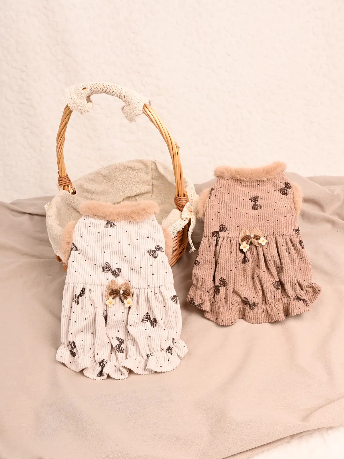 Ditsy Floral Bow Pet Apparel · 24341017 product view 4