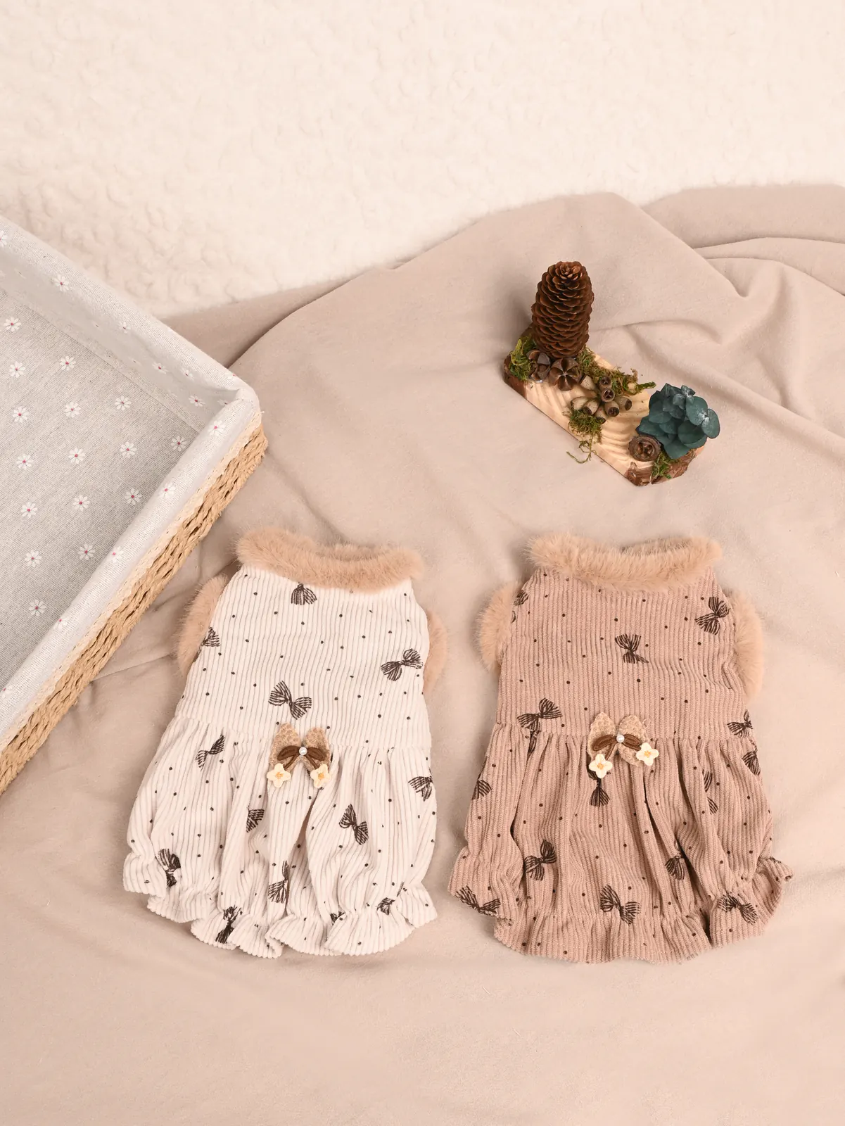 Ditsy Floral Bow Pet Apparel · 24341017 product view 5