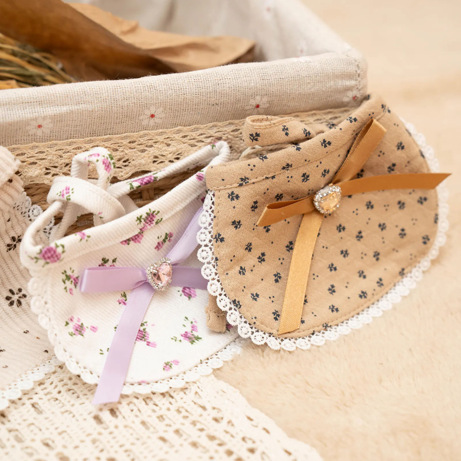 Ditsy Floral Bow Pet Accessory · 24343003 product view 4