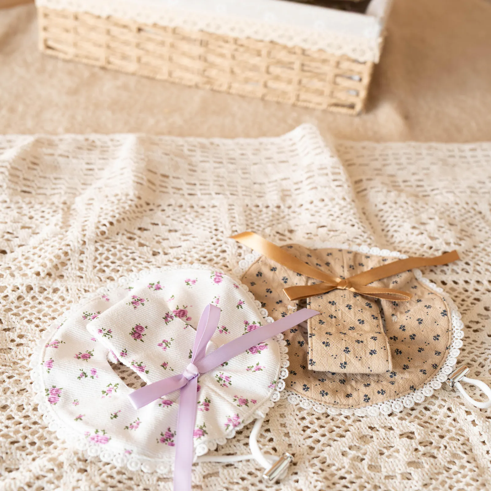 Ditsy Floral Pet Hat · 24347003 product view 3
