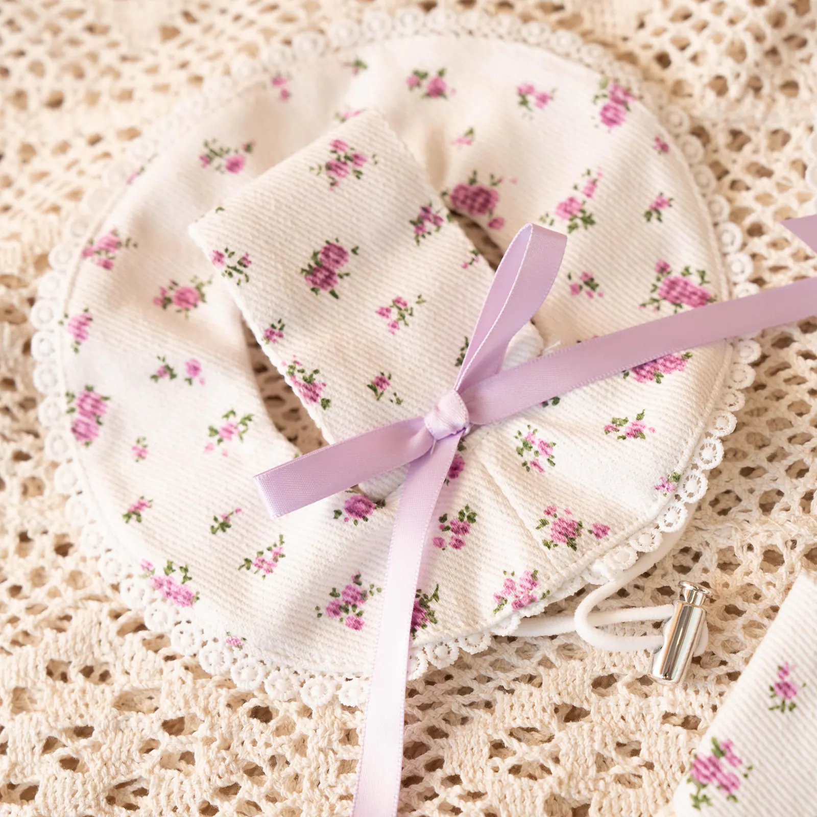 Ditsy Floral Pet Hat · 24347003 product view 5