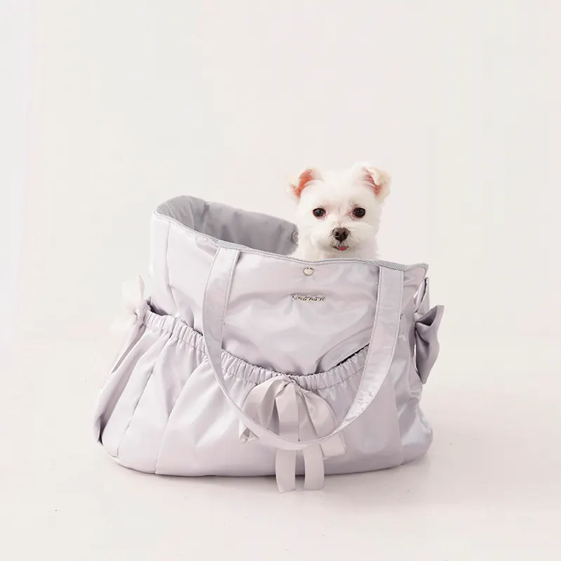 Pleated Cloud Pet Carrier Bag · UT261181 product view