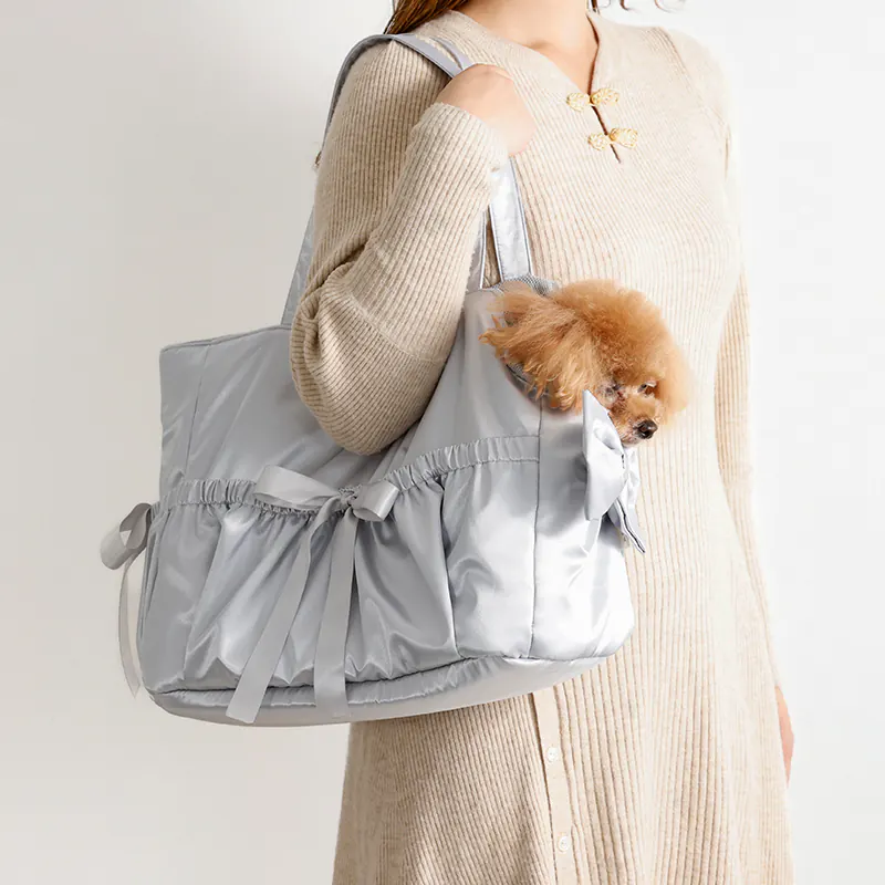 Pleated Cloud Pet Carrier Bag · UT261181 product view 4